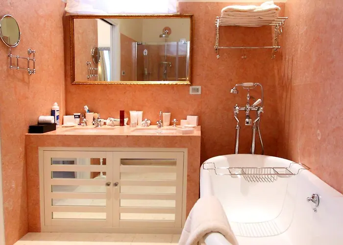 酒店 El Jebel 陶尔米纳